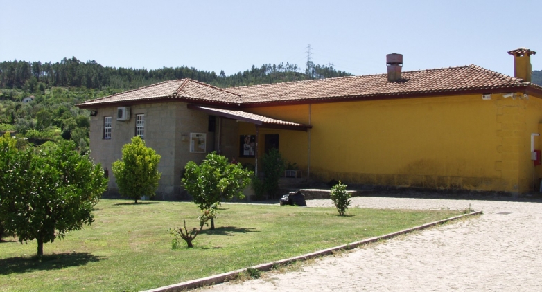 Instalações